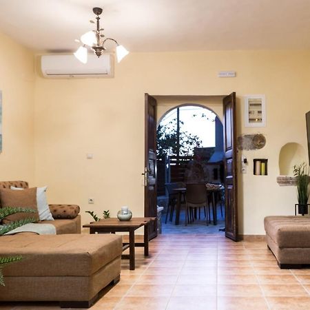 Tzouganos Villa Sfinarion Ngoại thất bức ảnh