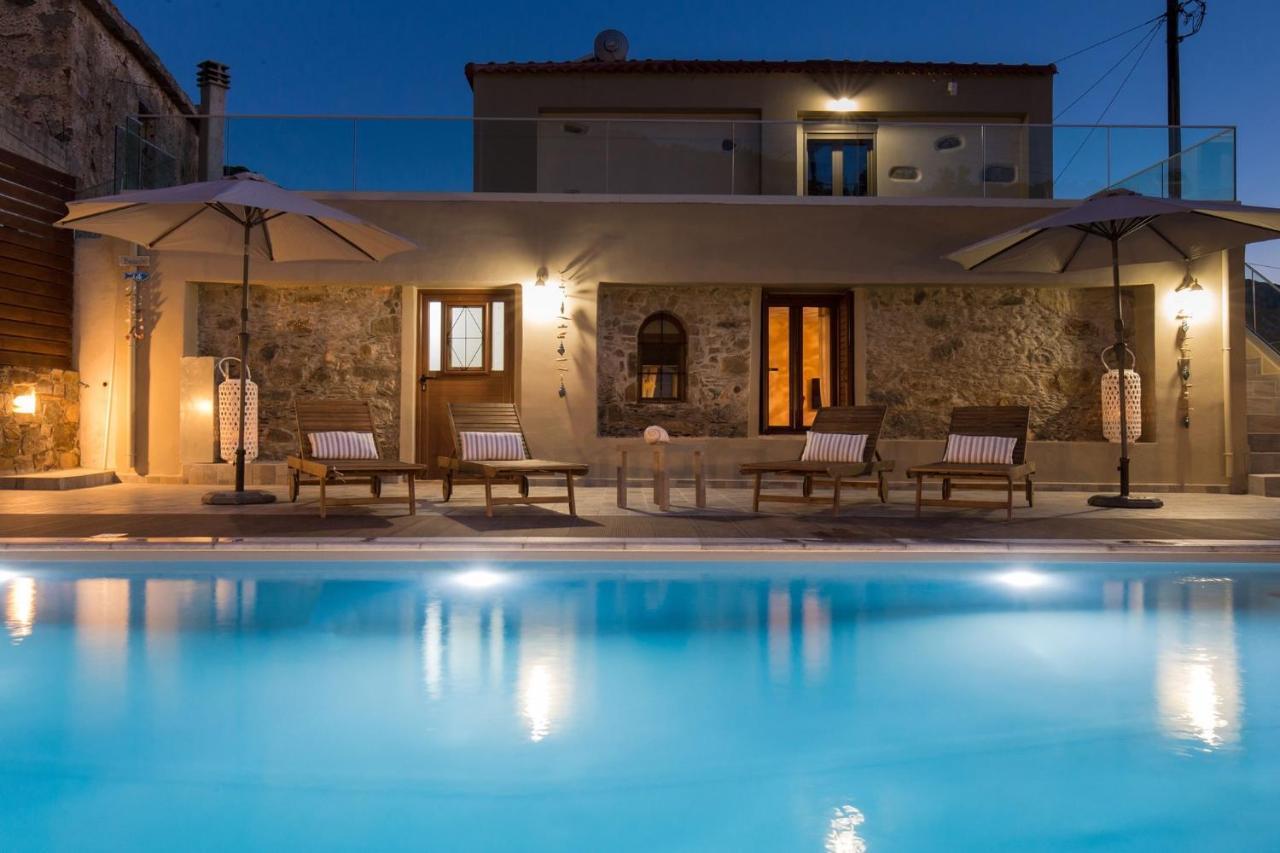 Tzouganos Villa Sfinarion Ngoại thất bức ảnh