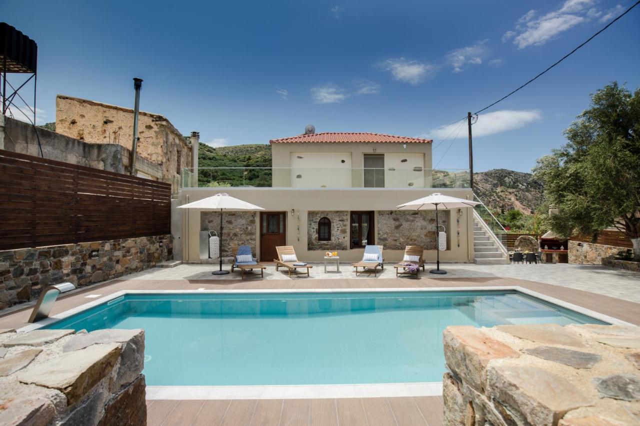 Tzouganos Villa Sfinarion Ngoại thất bức ảnh