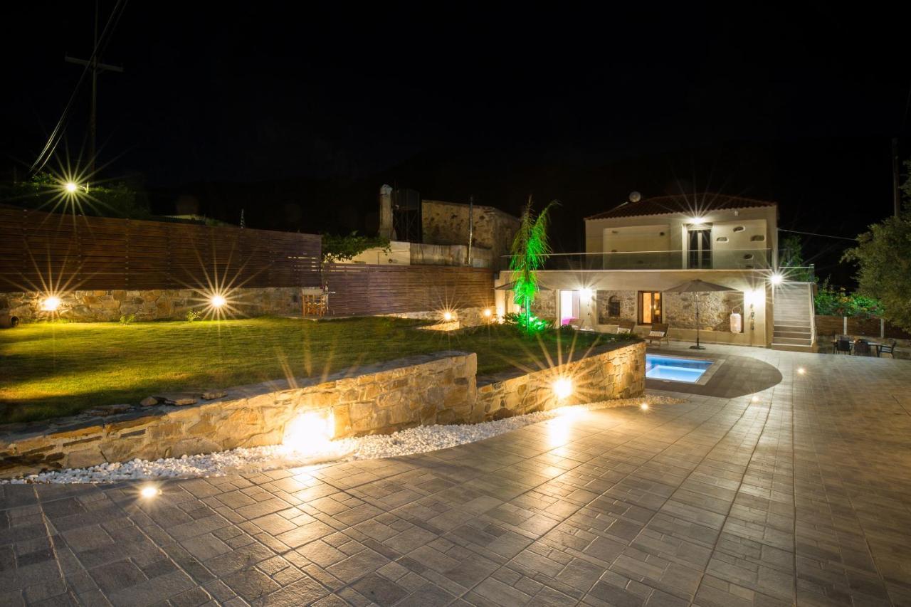 Tzouganos Villa Sfinarion Ngoại thất bức ảnh