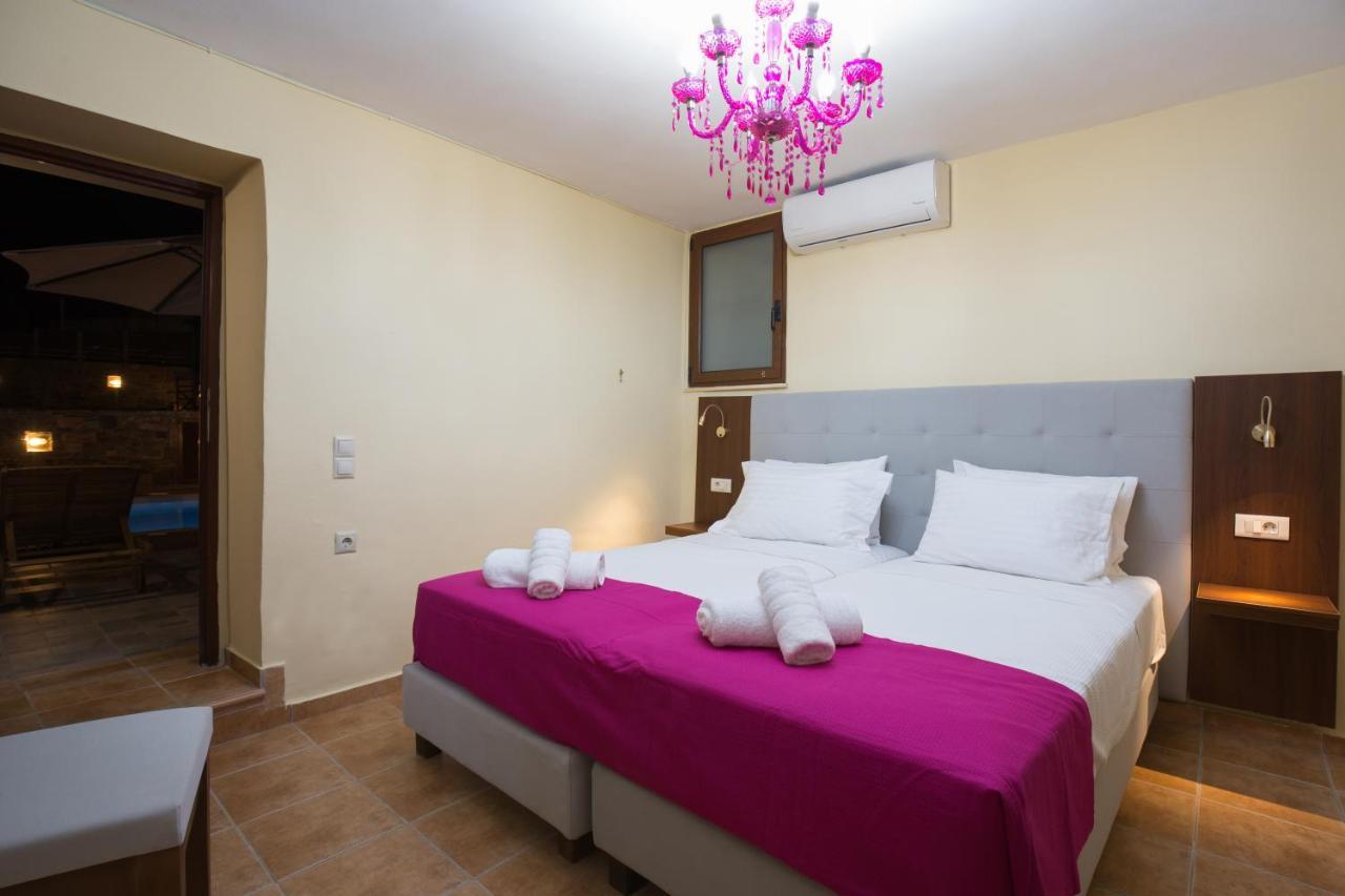 Tzouganos Villa Sfinarion Ngoại thất bức ảnh